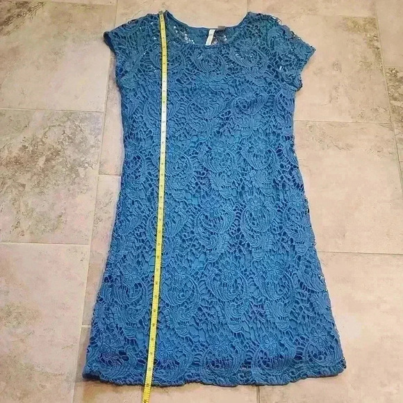 LC Lauren Conrad Crochet Dress - Picture 6 of 10